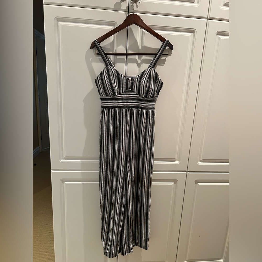 Xhilaration Jumpsuit Size Small In Great Condition